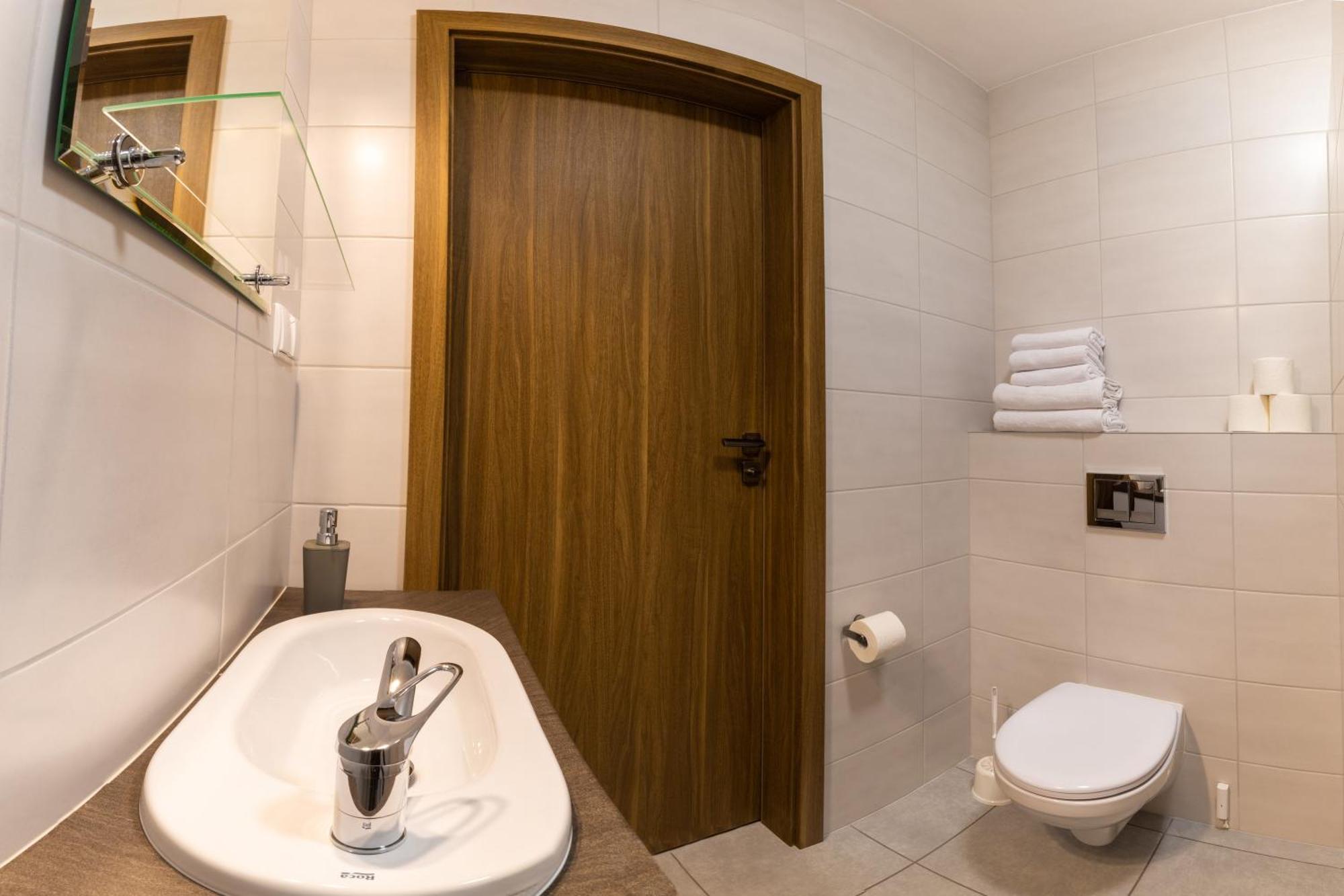 Golden Lofer Apartman Stary Gielad Szoba fotó